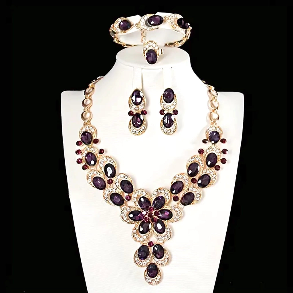 *Lina Necklace Set